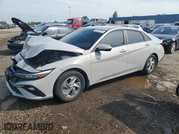 2025 Hyundai Elantra SEL Sport с VIN KMHLM4DG6SU860203, выставлен на аукционе Copart как лот 66196725 с пробегом 26 121 миль миль и Списание • Salvage title. История ставок и продаж доступна на DreamBid. Изображение 1.