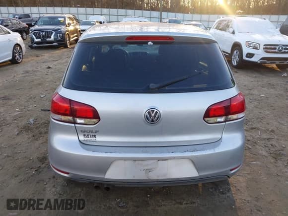 ✅ 2012 Volkswagen Golf • VIN: WVWDB7AJ4CW262360 • Lot: 41308023. Listed on IAAI with 246,411 mi. Free auction sales archive from the USA and detailed vehicle history report at DreamBid. Image 16.