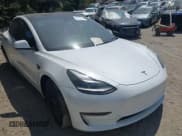 ✅ 2022 Tesla Model 3 Performance • VIN: 5YJ3E1ECXNF263791 • Лот: 43083174. Опубликован ранее на IAAI с пробегом 47 467 миль. Бесплатный доступ к архиву аукционных продаж из США и подробный отчёт об истории автомобиля на DreamBid. Изображение 1.