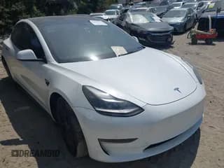✅ 2022 Tesla Model 3 Performance • VIN: 5YJ3E1ECXNF263791 • Lot: 43083174. Wystawiony na IAAI z przebiegiem 47 467 mil. Bezpłatny archiwum sprzedaży aukcyjnych z USA i szczegółowy raport historii pojazdu na DreamBid. Zdjęcie 1.