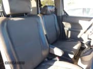 ✅ 2004 Honda Element EX • VIN: 5J6YH28594L003615 • Lot: 43508848. Listed on IAAI with 264,666 mi. Free auction sales archive from the USA and detailed vehicle history report at DreamBid. Image 5.