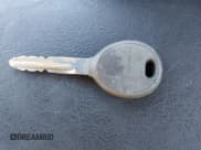 ✅ 2004 Chrysler Sebring LXi • VIN: 4C3AG52H34E082513 • Lot: 43535353. Wystawiony na IAAI z przebiegiem 152 055 mil. Bezpłatny archiwum sprzedaży aukcyjnych z USA i szczegółowy raport historii pojazdu na DreamBid. Zdjęcie 11.