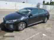 2020 Hyundai Ioniq SE с VIN KMHC75LC6LU242098, выставлен на аукционе Copart как лот 70589334 с пробегом 80 009 миль миль и Списание • Salvage title. История ставок и продаж доступна на DreamBid. Изображение 1.