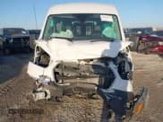 ✅ 2020 Ford Transit Passenger XL • VIN: 1FBAX2C8XLKA89036 • Lot: 41456332. Wystawiony na IAAI z przebiegiem 31 414 mil. Bezpłatny archiwum sprzedaży aukcyjnych z USA i szczegółowy raport historii pojazdu na DreamBid. Zdjęcie 6.