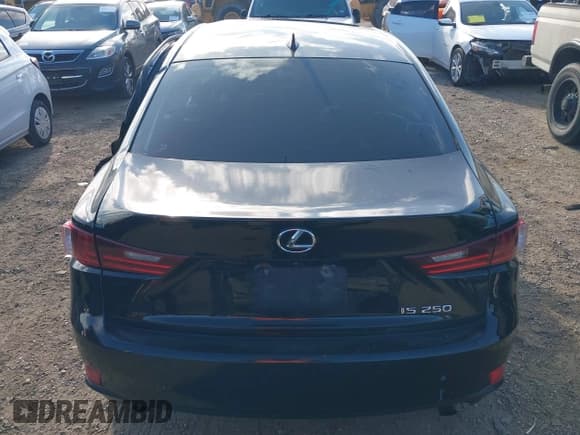 ✅ 2014 Lexus IS 250 • VIN: JTHBF1D26E5005642 • Lot: 43710963. Listed on IAAI with 125,803 mi. Free auction sales archive from the USA and detailed vehicle history report at DreamBid. Image 15.