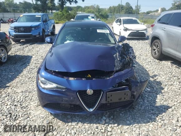 ✅ 2020 Alfa Romeo Giulia Ti • VIN: ZARFANBN2L7639172 • Lot: 69197085. Listed on Copart with Not provided. Free auction sales archive from the USA and detailed vehicle history report at DreamBid. Image 5.