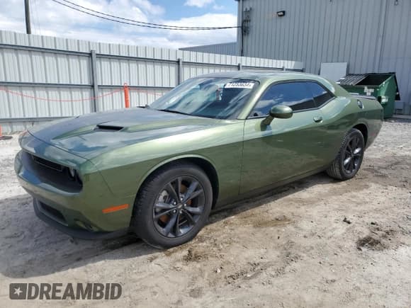 ✅ 2023 Dodge Challenger SXT • VIN: 2C3CDZGG0PH565870 • Lot: 71253634. Wystawiony na Copart z przebiegiem 11 094 mil. Bezpłatny archiwum sprzedaży aukcyjnych z USA i szczegółowy raport historii pojazdu na DreamBid. Zdjęcie 1.
