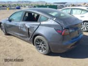 ✅ 2021 Tesla Model 3 Standard Range Plus • VIN: 5YJ3E1EAXMF048666 • Lot: 42155267. Wystawiony na IAAI z przebiegiem Nie podano. Bezpłatny archiwum sprzedaży aukcyjnych z USA i szczegółowy raport historii pojazdu na DreamBid. Zdjęcie 3.