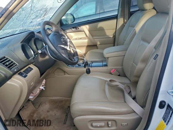 ✅ 2009 Toyota Highlander • VIN: JTEES41A692112197 • Lot: 92304475. Wystawiony na Copart z przebiegiem 90 137 mil. Bezpłatny archiwum sprzedaży aukcyjnych z USA i szczegółowy raport historii pojazdu na DreamBid. Zdjęcie 7.