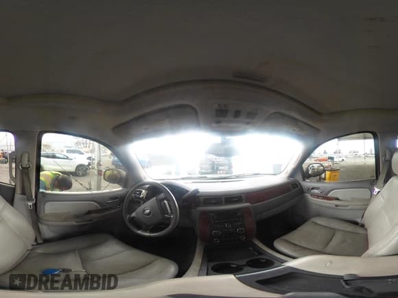 ✅ 2007 Chevrolet Suburban LT • VIN: 1GNFC16027J221478 • Lot: 42795291. Listed on IAAI with 160,596 mi. Free auction sales archive from the USA and detailed vehicle history report at DreamBid. Image 18.