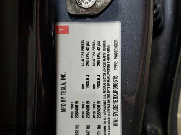 ✅ 2018 Tesla Model 3 Long Range Battery • VIN: 5YJ3E1EBXJF090615 • Лот: 92650005. Опубликован ранее на Copart с пробегом 65 939 миль. Бесплатный доступ к архиву аукционных продаж из США и подробный отчёт об истории автомобиля на DreamBid. Изображение 13.