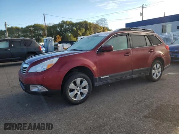 ✅ 2012 Subaru Outback Prem • VIN: 4S4BRBCC4C3256589 • Lot: 89679475. Listed on Copart with 125,929 mi. Free auction sales archive from the USA and detailed vehicle history report at DreamBid. Image 1.