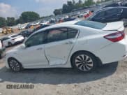 ✅ 2017 Honda Accord Touring • VIN: JHMCR6F77HC025111 • Lot: 43251293. Wystawiony na IAAI z przebiegiem 61 345 mil. Bezpłatny archiwum sprzedaży aukcyjnych z USA i szczegółowy raport historii pojazdu na DreamBid. Zdjęcie 14.
