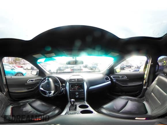 ✅ 2012 Ford Explorer XLT • VIN: 1FMHK8D8XCGA42744 • Lot: 43709511. Wystawiony na IAAI z przebiegiem 111 204 mil. Bezpłatny archiwum sprzedaży aukcyjnych z USA i szczegółowy raport historii pojazdu na DreamBid. Zdjęcie 19.