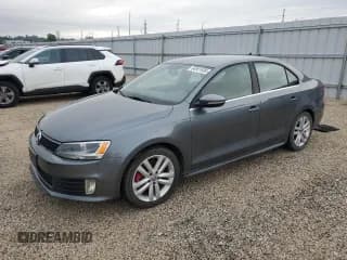 ✅ 2014 Volkswagen Jetta GLI • VIN: 3VW4T7AJ2EM245201 • Lot: 64901935. Wystawiony na Copart z przebiegiem 147 799 mil. Bezpłatny archiwum sprzedaży aukcyjnych z USA i szczegółowy raport historii pojazdu na DreamBid. Zdjęcie 1.