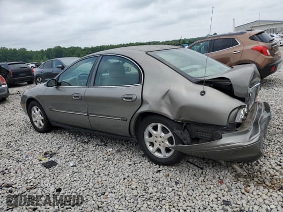 ✅ 2001 Mercury Sable LS • VIN: 1MEFM53U01A627026 • Lot: 57355804. Wystawiony na Copart z przebiegiem 248 244 mil. Bezpłatny archiwum sprzedaży aukcyjnych z USA i szczegółowy raport historii pojazdu na DreamBid. Zdjęcie 2.