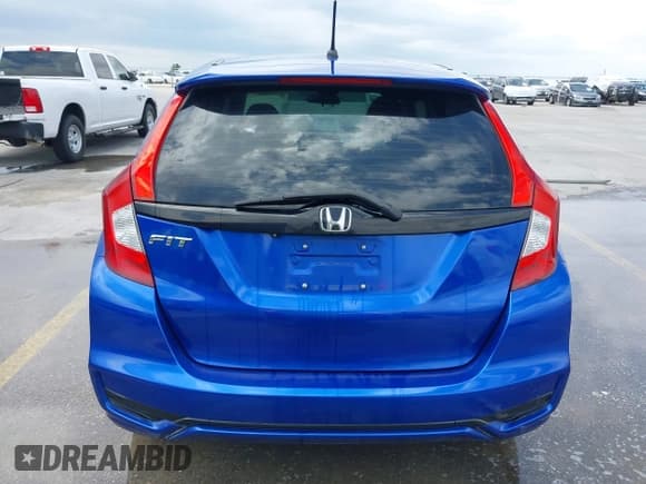 ✅ 2019 Honda Fit LX • VIN: 3HGGK5G49KM726763 • Lot: 42194626. Wystawiony na IAAI z przebiegiem 58 003 mil. Bezpłatny archiwum sprzedaży aukcyjnych z USA i szczegółowy raport historii pojazdu na DreamBid. Zdjęcie 16.