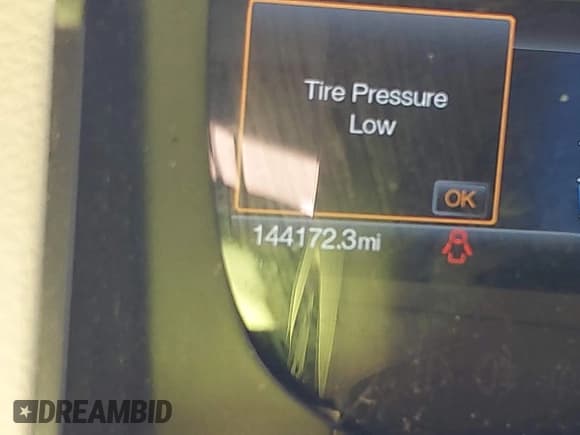 ✅ 2015 Ford Expedition Max Limited • VIN: 1FMJK2AT6FEF09911 • Lot: 42009348. Listed on IAAI with 144,172 mi. Free auction sales archive from the USA and detailed vehicle history report at DreamBid. Image 15.