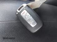 ✅ 2011 Kia Sorento EX • VIN: 5XYKU4A25BG064116 • Lot: 42738787. Listed on IAAI with 183,027 mi. Free auction sales archive from the USA and detailed vehicle history report at DreamBid. Image 11.