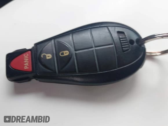 ✅ 2015 Jeep Cherokee Latitude • VIN: 1C4PJMCS3FW521896 • Лот: 43427769. Опубликован ранее на IAAI с пробегом 181 500 миль. Бесплатный доступ к архиву аукционных продаж из США и подробный отчёт об истории автомобиля на DreamBid. Изображение 11.