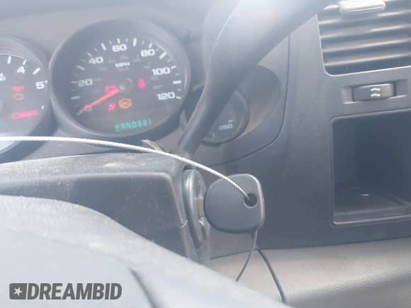 2008 Chevrolet Silverado 1500 Work Truck с VIN 1GCEC19X58Z302703, выставлен на аукционе IAAI как лот 41886312 с пробегом 181 339 миль миль и . История ставок и продаж доступна на DreamBid. Изображение 11.