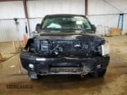 ✅ 2015 Nissan Titan SL • VIN: 1N6AA0ECXFN504360 • Lot: 54917955. Wystawiony na Copart z przebiegiem Nie podano. Bezpłatny archiwum sprzedaży aukcyjnych z USA i szczegółowy raport historii pojazdu na DreamBid. Zdjęcie 5.