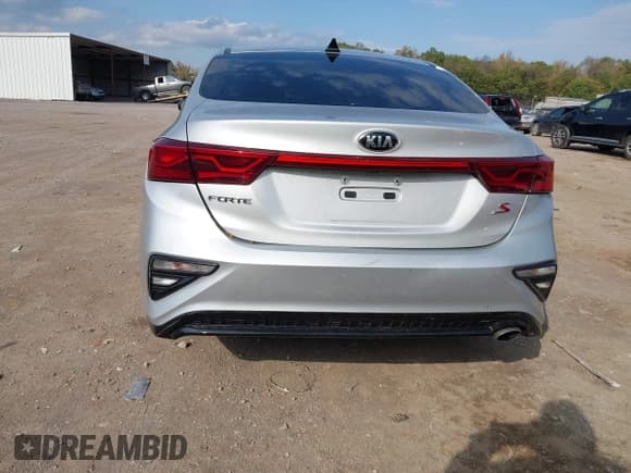✅ 2019 Kia Forte S • VIN: 3KPF34AD6KE066444 • Lot: 43479534. Listed on IAAI with 64,663 mi. Free auction sales archive from the USA and detailed vehicle history report at DreamBid. Image 16.
