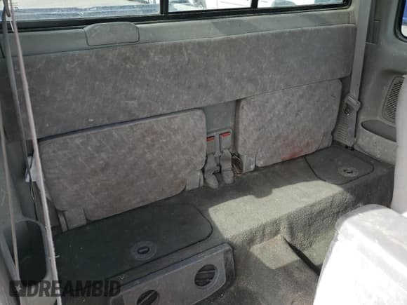 ✅ 2004 Toyota Tacoma • VIN: 5TEVL52N84Z417102 • Lot: 81781515. Wystawiony na Copart z przebiegiem 291 660 mil. Bezpłatny archiwum sprzedaży aukcyjnych z USA i szczegółowy raport historii pojazdu na DreamBid. Zdjęcie 10.