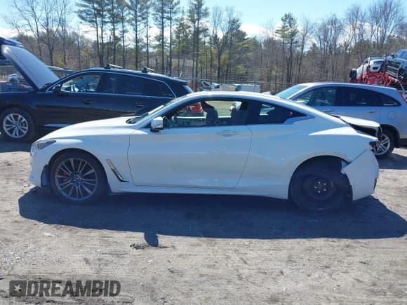 ✅ 2017 Infiniti Q60 Red Sport 400 • VIN: JN1FV7ELXHM701112 • Лот: 41862580. Опубликован ранее на IAAI с пробегом 89 385 миль. Бесплатный доступ к архиву аукционных продаж из США и подробный отчёт об истории автомобиля на DreamBid. Изображение 14.