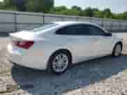 2017 Chevrolet Malibu LT z VIN 1G1ZE5ST8HF224938, wystawiony jako Copart lot #60239895 z przebiegiem 16 589 mil mil oraz Szkoda całkowita • Salvage title. Historia ofert i sprzedaży dostępna na DreamBid. Obrazek 3.