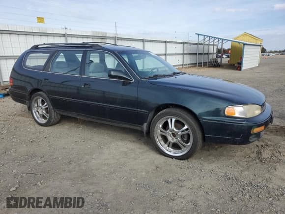 ✅ 1995 Toyota Camry LE • VIN: 4T1GK12W4SU079938 • Lot: 77065084. Wystawiony na Copart z przebiegiem 222 731 mil. Bezpłatny archiwum sprzedaży aukcyjnych z USA i szczegółowy raport historii pojazdu na DreamBid. Zdjęcie 4.