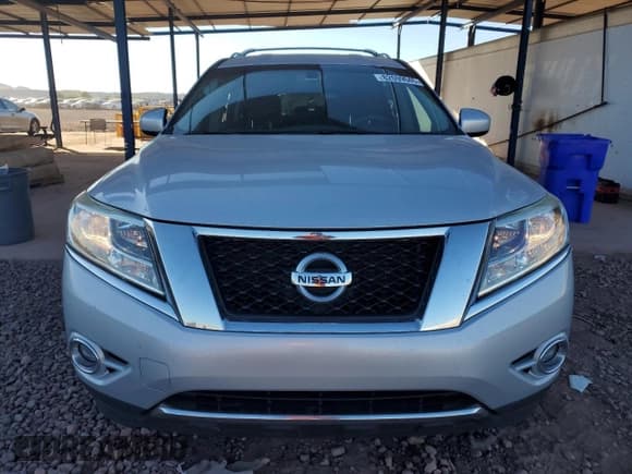 ✅ 2014 Nissan Pathfinder SV • VIN: 5N1AR2MN9EC612081 • Lot: 82699045. Listed on Copart with 151,044 mi. Free auction sales archive from the USA and detailed vehicle history report at DreamBid. Image 5.