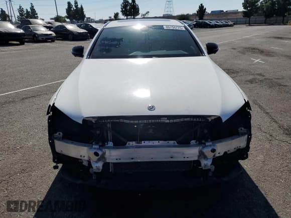 ✅ 2020 Mercedes-Benz E 350 • VIN: W1KZF8DB6LA768361 • Lot: 80756725. Listed on Copart with 67,814 mi. Free auction sales archive from the USA and detailed vehicle history report at DreamBid. Image 5.