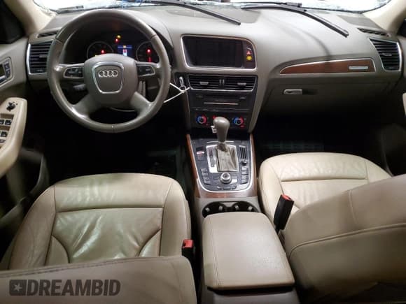 ✅ 2010 Audi Q5 Premium Plus • VIN: WA1LKAFP7AA004585 • Лот: 51585445. Опубликован ранее на Copart с пробегом 97 534 миль. Бесплатный доступ к архиву аукционных продаж из США и подробный отчёт об истории автомобиля на DreamBid. Изображение 8.