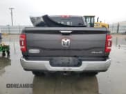 ✅ 2022 Ram 2500 Longhorn • VIN: 3C6UR5GL5NG242264 • Lot: 82698174. Wystawiony na Copart z przebiegiem 42 661 mil. Bezpłatny archiwum sprzedaży aukcyjnych z USA i szczegółowy raport historii pojazdu na DreamBid. Zdjęcie 6.