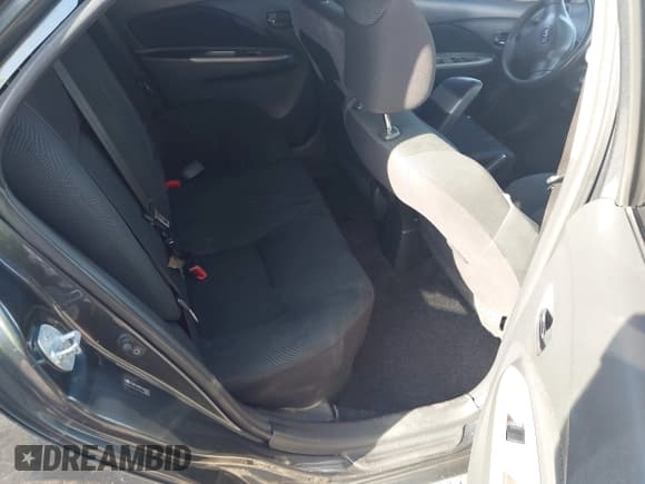 ✅ 2011 Toyota Yaris • VIN: JTDBT4K35B1404052 • Lot: 42711972. Listed on IAAI with 137,581 mi. Free auction sales archive from the USA and detailed vehicle history report at DreamBid. Image 8.