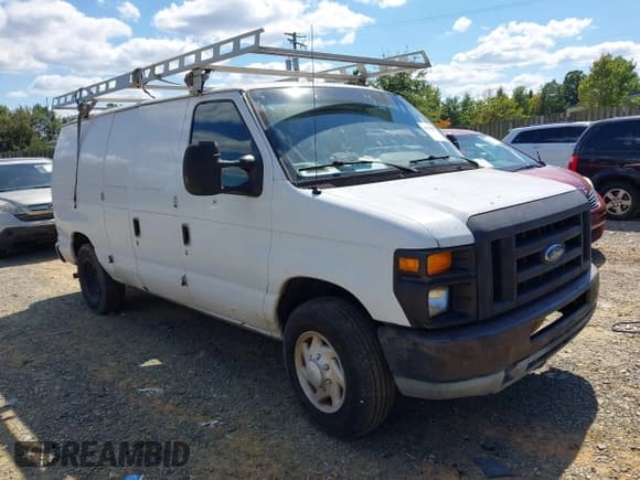 ✅ 2010 Ford Econoline Cargo Commercial • VIN: 1FTNE1EWXADA67094 • Лот: 43173889. Опубликован ранее на IAAI с пробегом 202 853 миль. Бесплатный доступ к архиву аукционных продаж из США и подробный отчёт об истории автомобиля на DreamBid. Изображение 1.