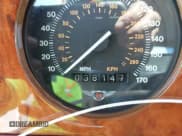 ✅ 1990 Bentley Turbo R • VIN: SCBZR03DXLCX32699 • Lot: 42960582. Wystawiony na IAAI z przebiegiem 38 147 mil. Bezpłatny archiwum sprzedaży aukcyjnych z USA i szczegółowy raport historii pojazdu na DreamBid. Zdjęcie 15.