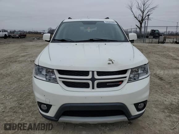 ✅ 2011 Dodge Journey R/T • VIN: 3D4PG7FG9BT537093 • Lot: 44563385. Wystawiony na Copart z przebiegiem 200 501 mil. Bezpłatny archiwum sprzedaży aukcyjnych z USA i szczegółowy raport historii pojazdu na DreamBid. Zdjęcie 5.