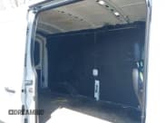 ✅ 2024 Ford Transit Cargo • VIN: 1FTBR1C84RKA39388 • Lot: 42069825. Wystawiony na IAAI z przebiegiem 20 851 mil. Bezpłatny archiwum sprzedaży aukcyjnych z USA i szczegółowy raport historii pojazdu na DreamBid. Zdjęcie 8.