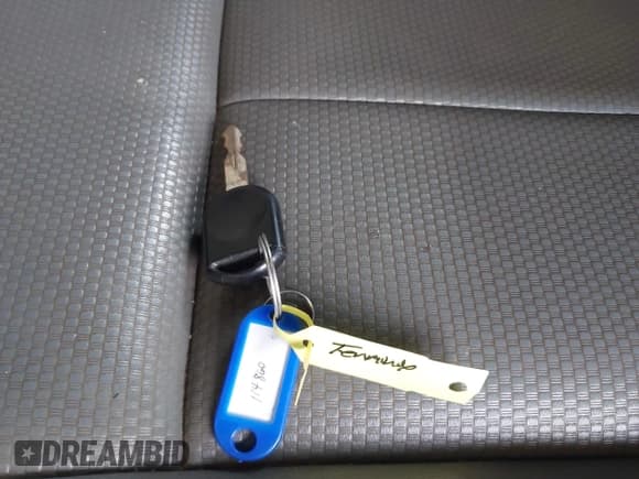 ✅ 2014 Ford F-150 XL • VIN: 1FTMF1CM5EKD55570 • Lot: 42215365. Listed on IAAI with 193,603 mi. Free auction sales archive from the USA and detailed vehicle history report at DreamBid. Image 11.