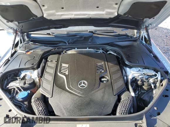 ✅ 2020 Mercedes-Benz S 560 • VIN: W1KUG8GB3LA528364 • Lot: 55349425. Wystawiony na Copart z przebiegiem Nie podano. Bezpłatny archiwum sprzedaży aukcyjnych z USA i szczegółowy raport historii pojazdu na DreamBid. Zdjęcie 11.