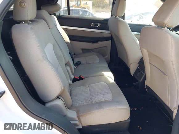 ✅ 2018 Ford Explorer • VIN: 1FM5K7B89JGC90349 • Lot: 43621270. Listed on IAAI with 100,973 mi. Free auction sales archive from the USA and detailed vehicle history report at DreamBid. Image 8.