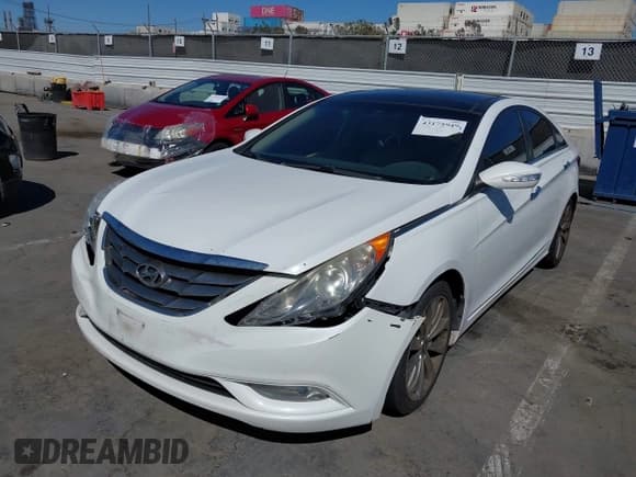 ✅ 2012 Hyundai Sonata Limited • VIN: 5NPEC4AB9CH462844 • Lot: 43175949. Listed on IAAI with 148,842 mi. Free auction sales archive from the USA and detailed vehicle history report at DreamBid. Image 6.