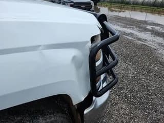 ✅ 2019 Chevrolet Silverado 2500HD Work Truck • VIN: 2GC2CREGXK1121555 • Lot: 42726986. Wystawiony na IAAI z przebiegiem 179 226 mil. Bezpłatny archiwum sprzedaży aukcyjnych z USA i szczegółowy raport historii pojazdu na DreamBid. Zdjęcie 1.