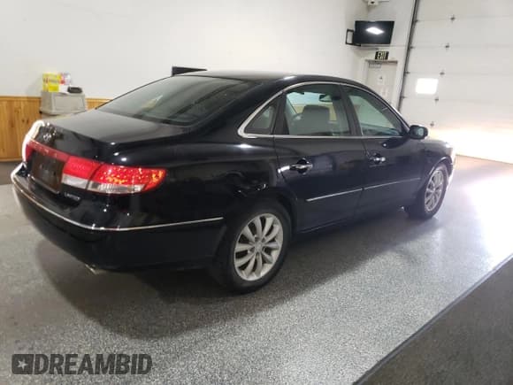 ✅ 2006 Hyundai Azera SE • VIN: KMHFC46F46A056168 • Lot: 85765045. Listed on Copart with 103,335 mi. Free auction sales archive from the USA and detailed vehicle history report at DreamBid. Image 3.