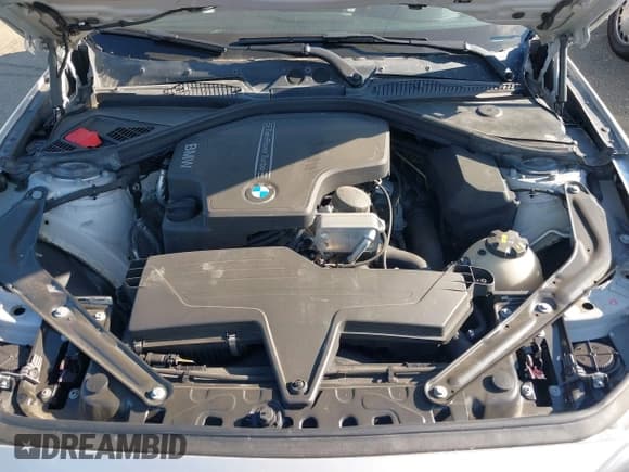 ✅ 2016 BMW 2 Series 228i xDrive • VIN: WBA1L9C56GV325656 • Lot: 42655006. Wystawiony na IAAI z przebiegiem 108 519 mil. Bezpłatny archiwum sprzedaży aukcyjnych z USA i szczegółowy raport historii pojazdu na DreamBid. Zdjęcie 10.