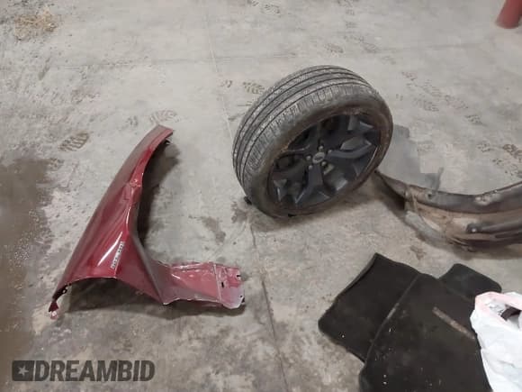 ✅ 2017 Dodge Charger R/T • VIN: 2C3CDXCTXHH557168 • Lot: 43597078. Listed on IAAI with 82,967 mi. Free auction sales archive from the USA and detailed vehicle history report at DreamBid. Image 12.