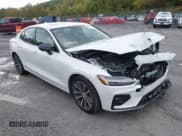 ✅ 2022 Volvo S60 Momentum • VIN: 7JRL12TZXNG154750 • Lot: 43297421. Listed on IAAI with 39,462 mi. Free auction sales archive from the USA and detailed vehicle history report at DreamBid. Image 1.