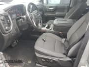 ✅ 2019 Chevrolet Silverado 1500 RST • VIN: 1GCRYEED4KZ208499 • Lot: 82109795. Wystawiony na Copart z przebiegiem 70 871 mil. Bezpłatny archiwum sprzedaży aukcyjnych z USA i szczegółowy raport historii pojazdu na DreamBid. Zdjęcie 7.